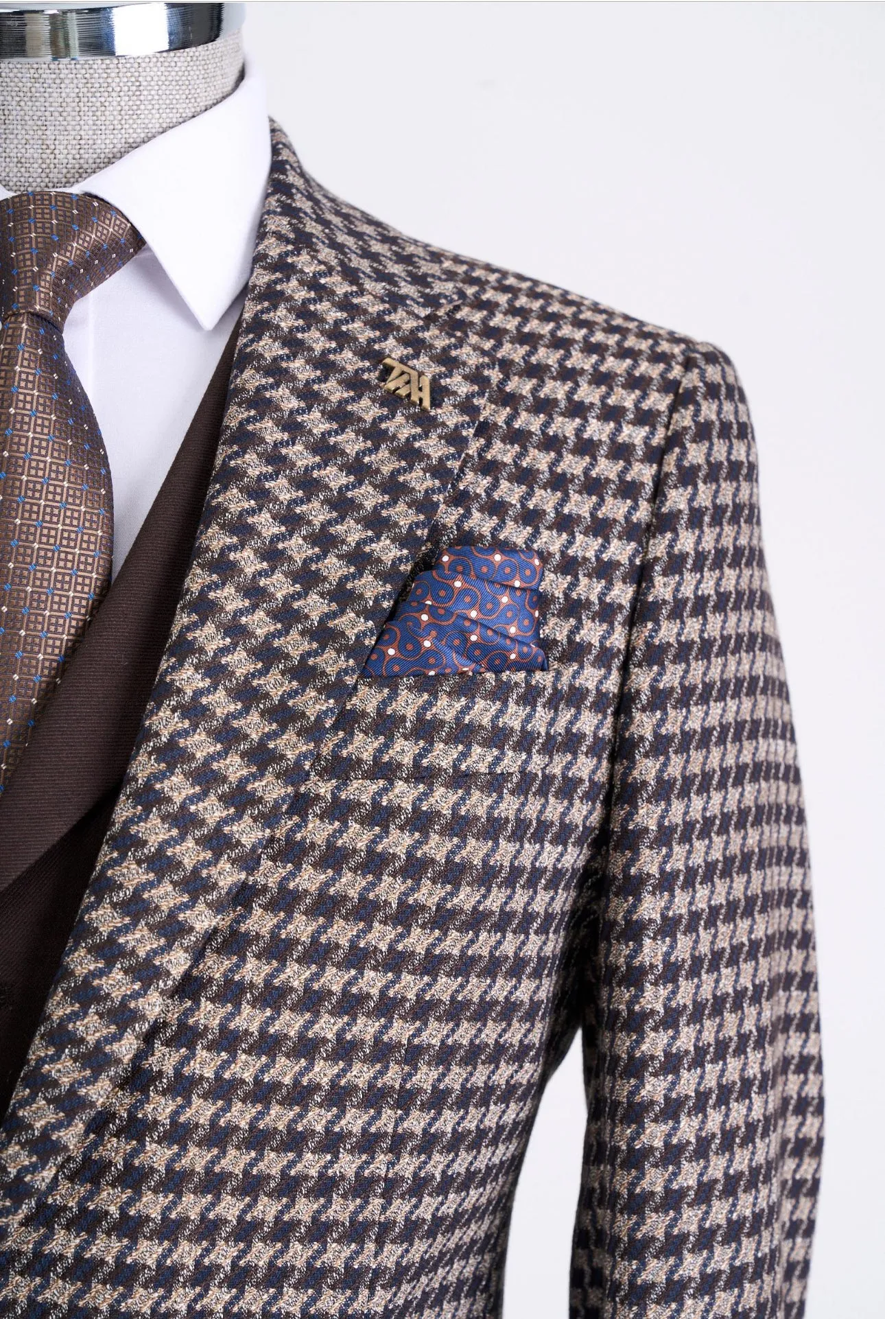 Bojoni Chicago Slim Fit Checked Brown Suit