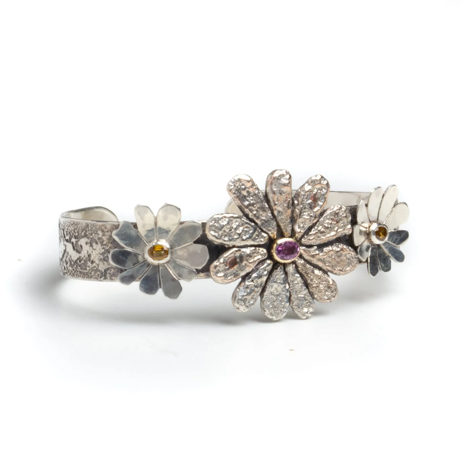 DeAnna Puls - Cast Daisy Cuff