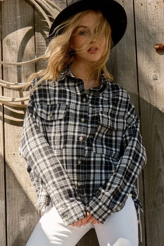 FRAYED HEM BLACK PLAID SHIRT