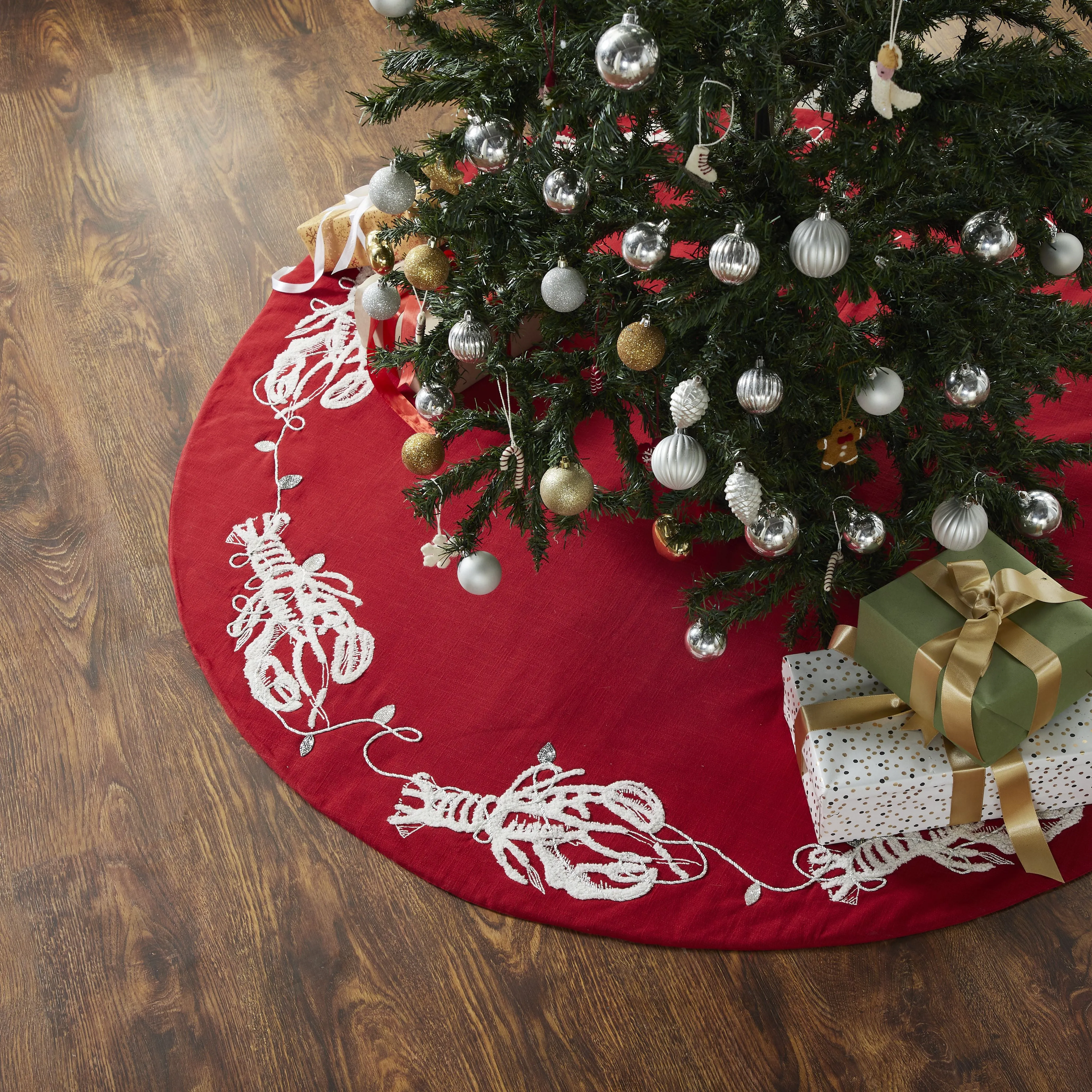 Handmade Christmas Tree Skirt - Lobsters on Red Cotton - 60"